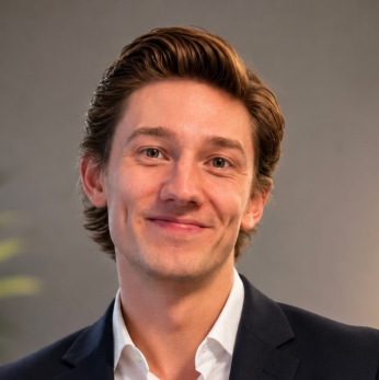 Dr Chris Koscien